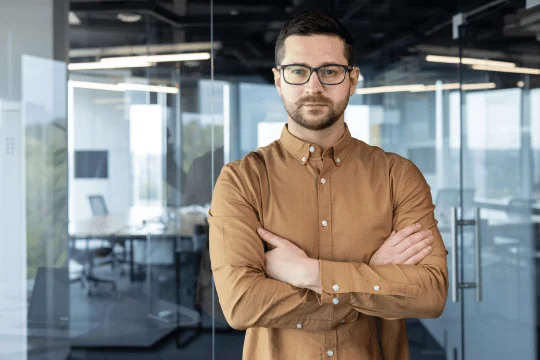 Bootstrapping in a Startup: Exploring the Pros and Cons